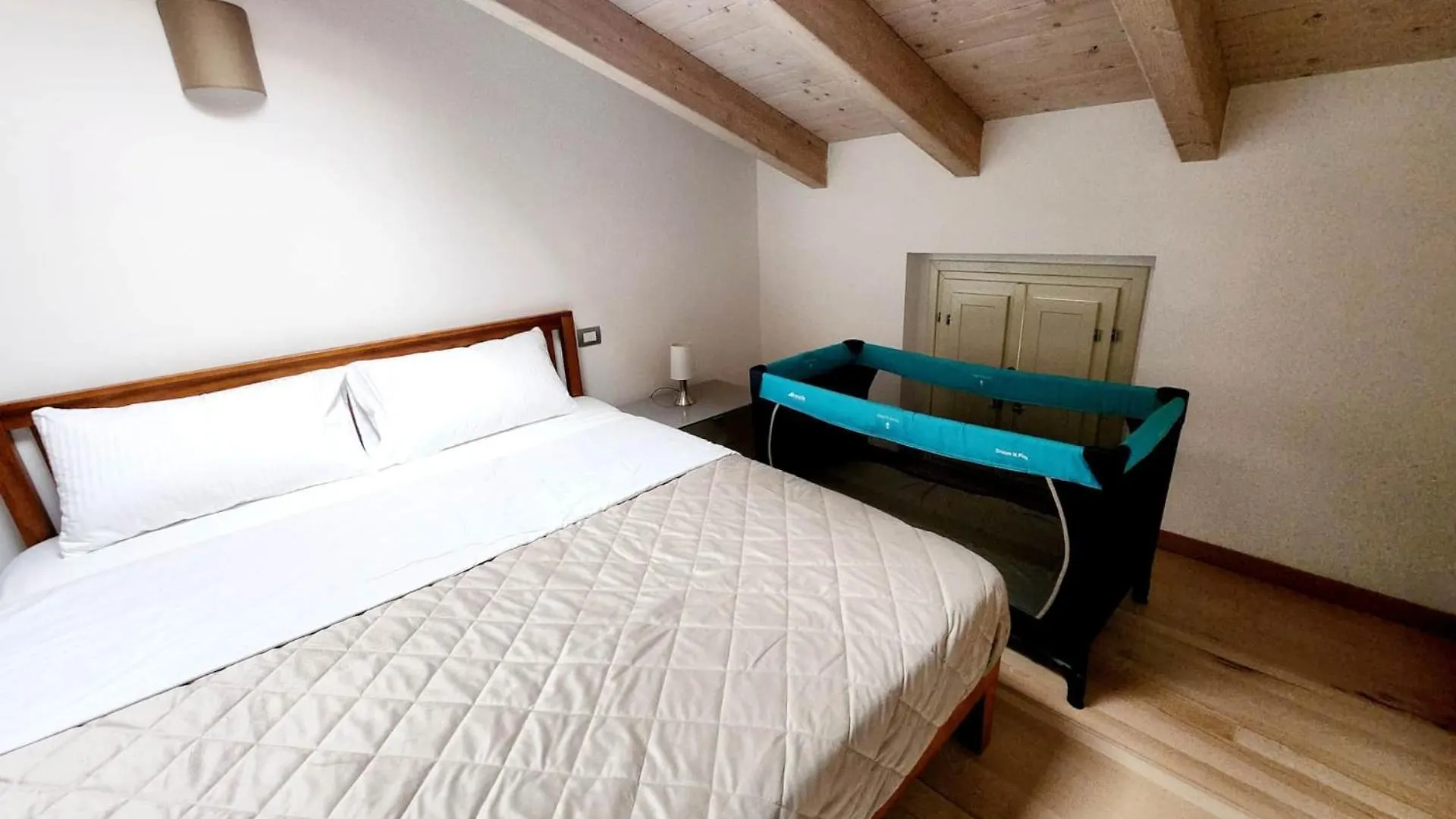 Villa Angelina Garda Cavalcaselle Apartment