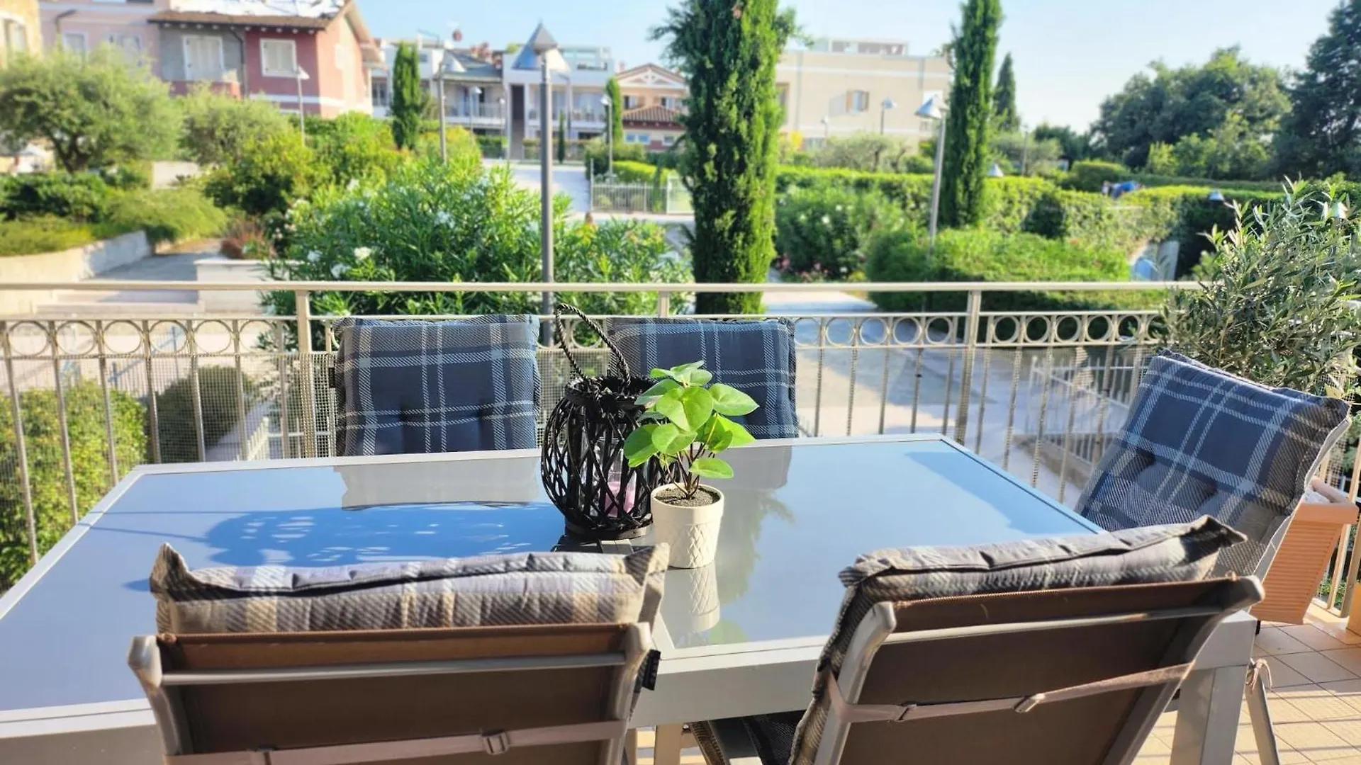 Apartment Villa Angelina Garda Cavalcaselle