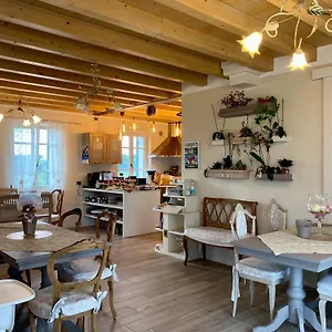Bed & Breakfast Roseto Holidays Azzurro, Cavalcaselle